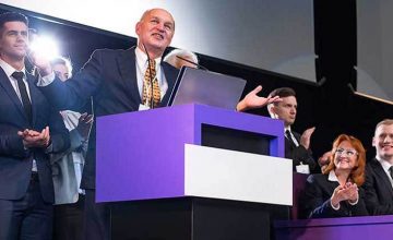 A slight itch up on his belly: pushed himself slowly